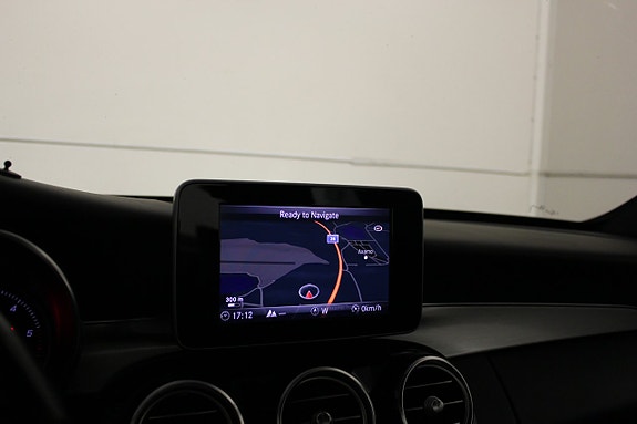 Mercedes-Benz C220 d 17 of 23