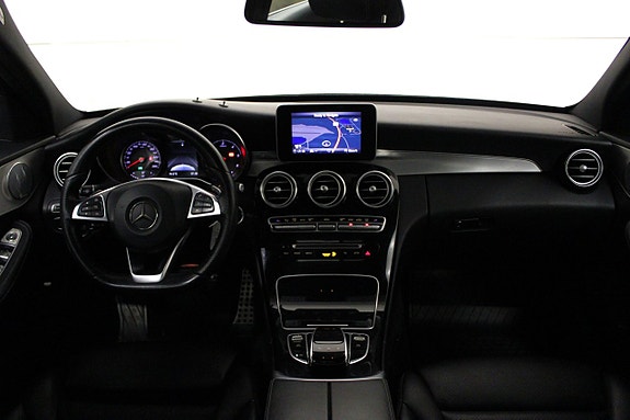 Mercedes-Benz C220 d 12 of 23