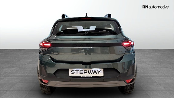 Dacia Sandero Stepway 4 of 5