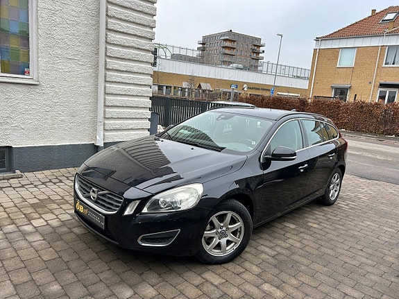 Volvo V60 3 of 30
