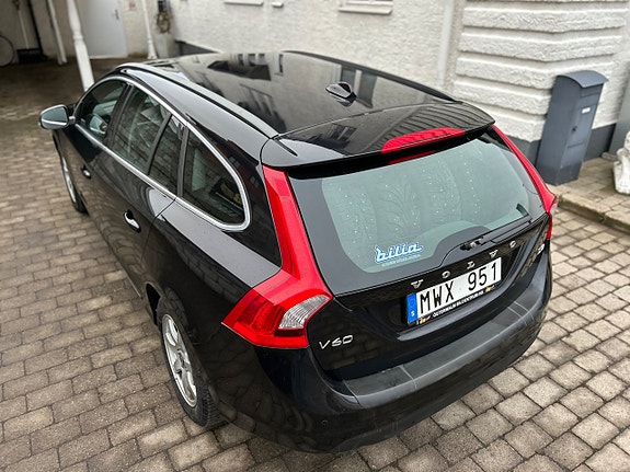 Volvo V60 12 of 30