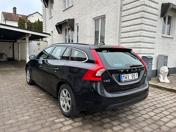 Volvo V60 10 of 30