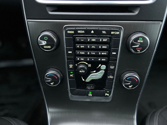 Volvo V60 26 of 30