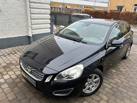 Volvo V60 4 of 30