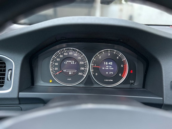 Volvo V60 25 of 30