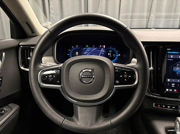 Volvo V90 16 of 23
