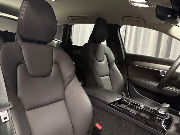 Volvo V90 13 of 23