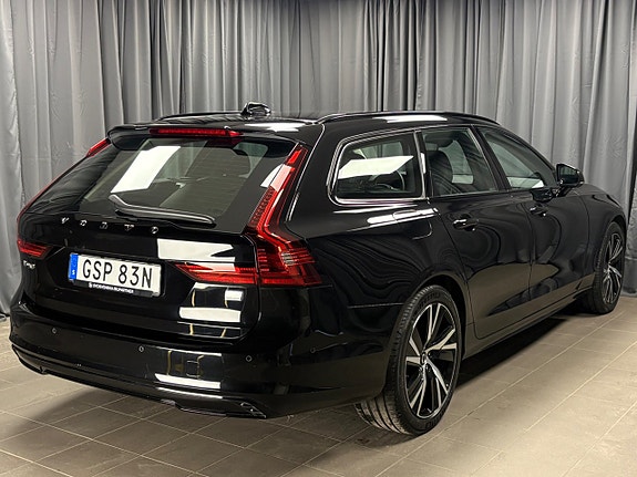 Volvo V90 4 of 5