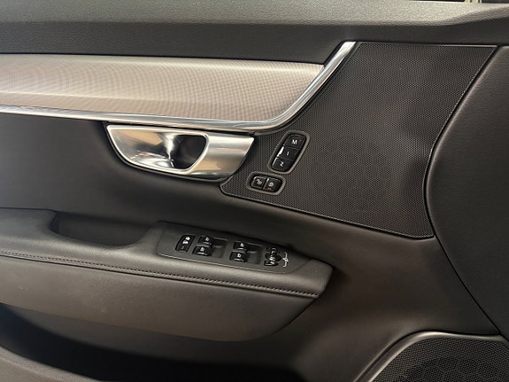 Volvo V90 12 of 16