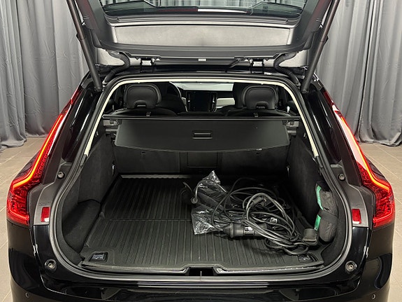 Volvo V90 23 of 23