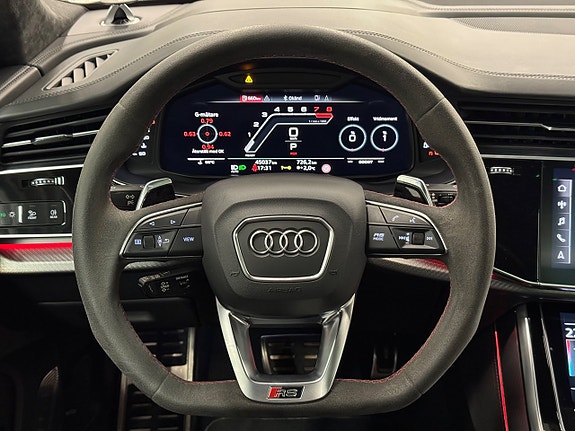 Audi RS Q8 17 of 27