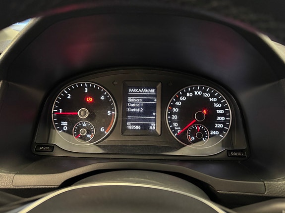 Volkswagen Caddy 8 of 11