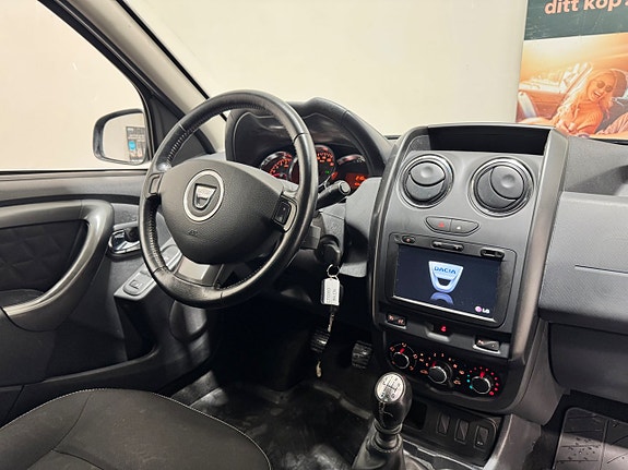 Dacia Duster 2 of 5