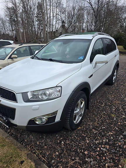 Chevrolet Captiva 2 of 5