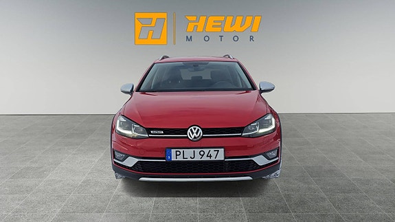 Volkswagen Golf Alltrack 6 of 15