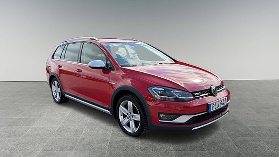 Volkswagen Golf Alltrack 4 of 13