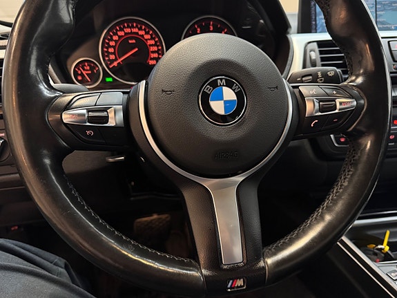 BMW 318d 23 of 24
