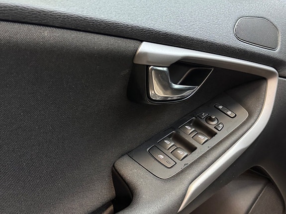 Volvo V40 23 of 23