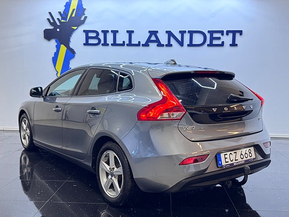 Volvo V40 5 of 5
