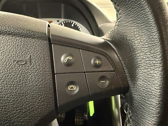 Mercedes-Benz B200 23 of 26