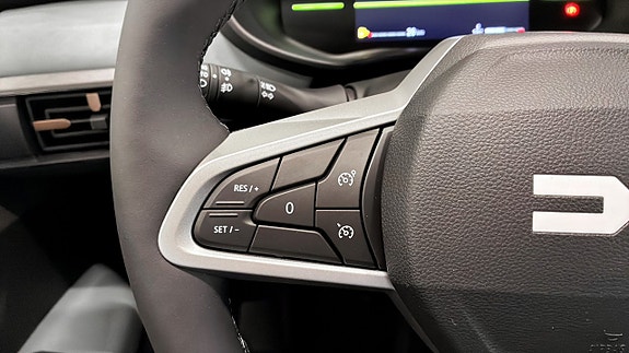 Dacia Sandero 15 of 24