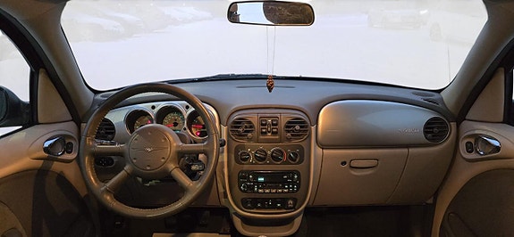 Chrysler PT Cruiser 13 of 13