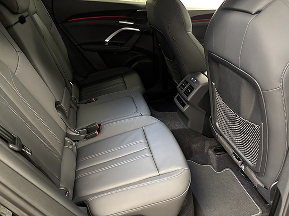 Audi Q5 6 of 8