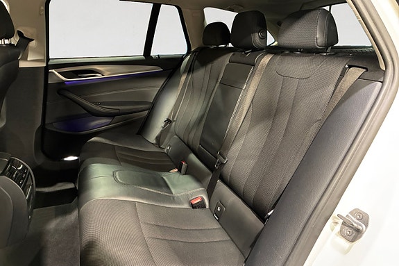 BMW 520d 14 of 17