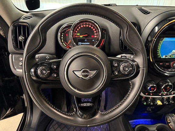 MINI Countryman Cooper SE 13 of 30