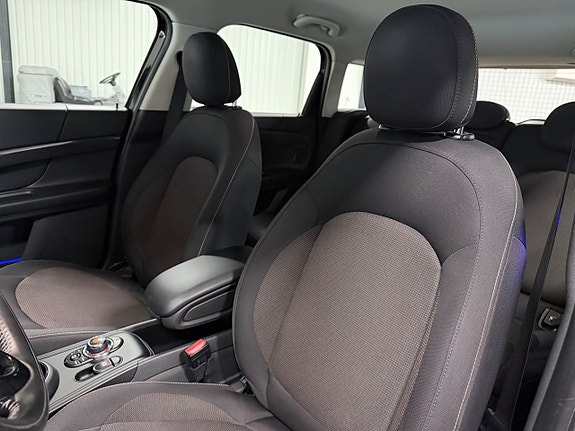 MINI Countryman Cooper SE 11 of 30