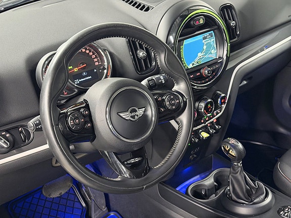 MINI Countryman Cooper SE 19 of 30