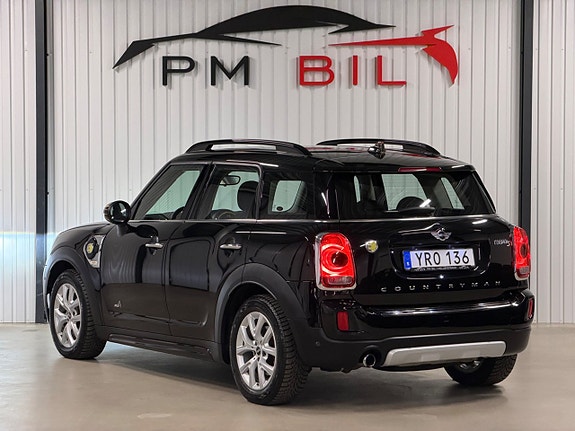 MINI Countryman Cooper SE 4 of 5
