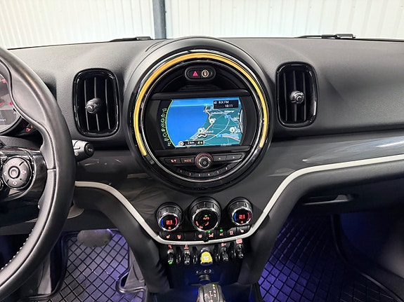 MINI Countryman Cooper SE 14 of 30