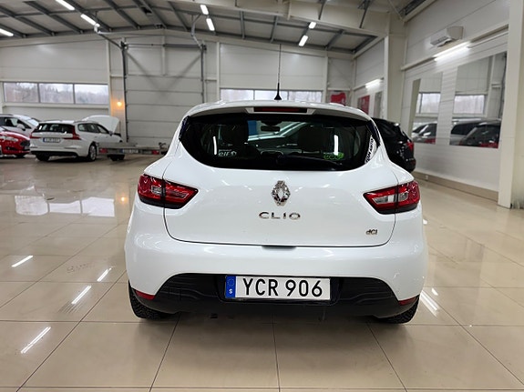 Renault Clio 6 of 11