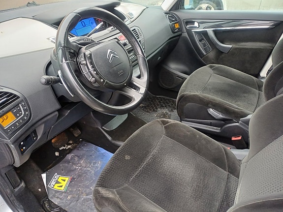 Citroen Grand C4 Picasso 6 of 18
