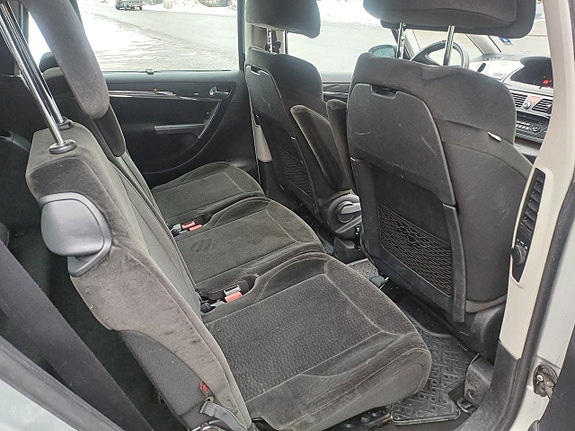 Citroen Grand C4 Picasso 11 of 18