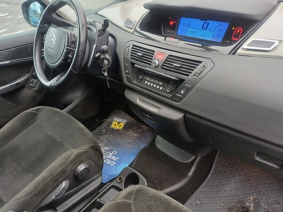 Citroen Grand C4 Picasso 7 of 18