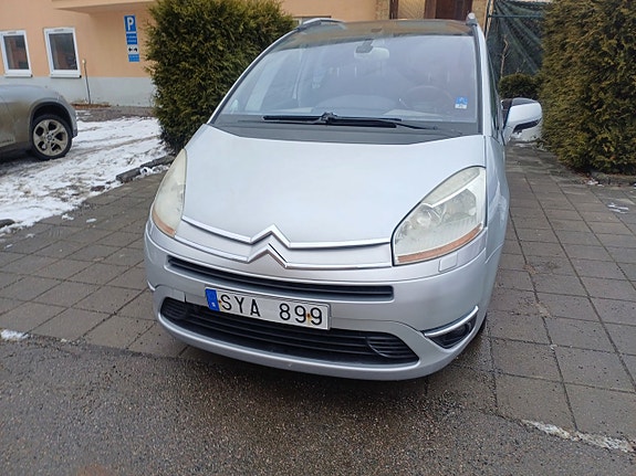 Citroen Grand C4 Picasso 15 of 18