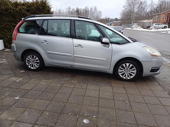 Citroen Grand C4 Picasso 9 of 18