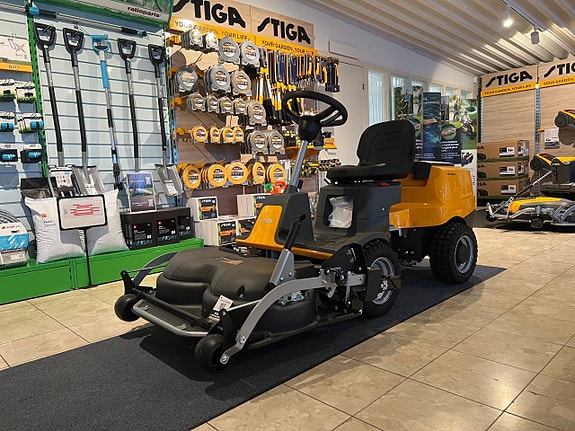 Stiga Park 300 LC med 85 Combi klippaggregat