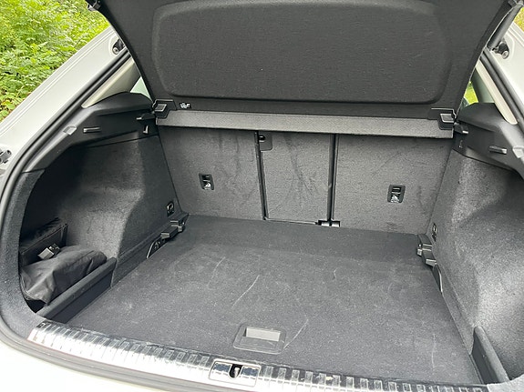 Audi Q3 4 of 5