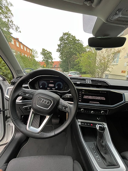 Audi Q3 6 of 8