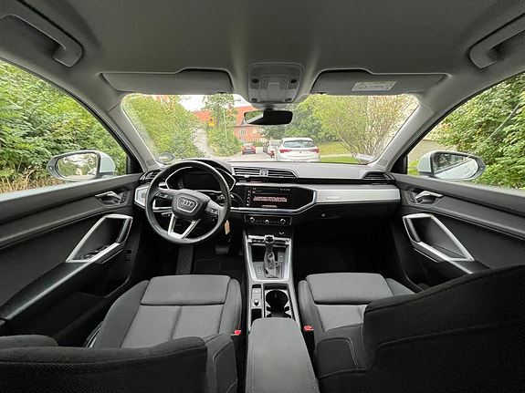 Audi Q3 8 of 8