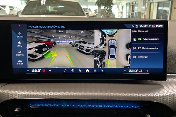 BMW i4 13 of 20