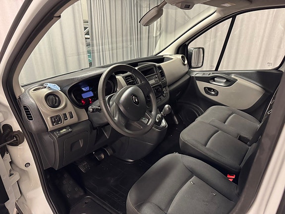Renault Trafic 8 of 8