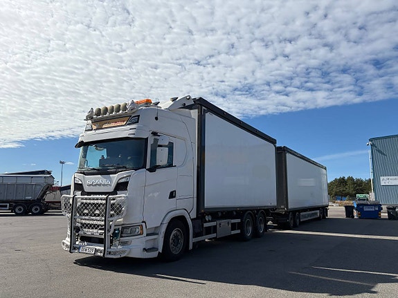 Flisbils ekipage Scania S580 flexo