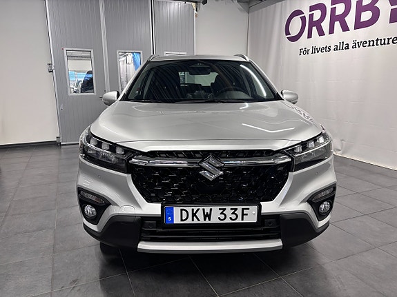 Suzuki S-Cross 2 of 5
