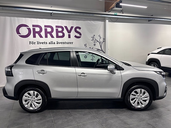 Suzuki S-Cross 3 of 5