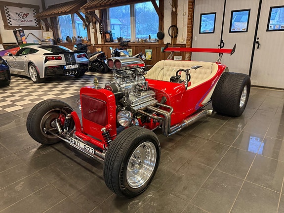 Ford Model T 3 of 5