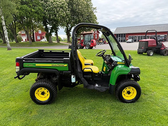 John Deere Gator 825I XUV UTV 4 of 5
